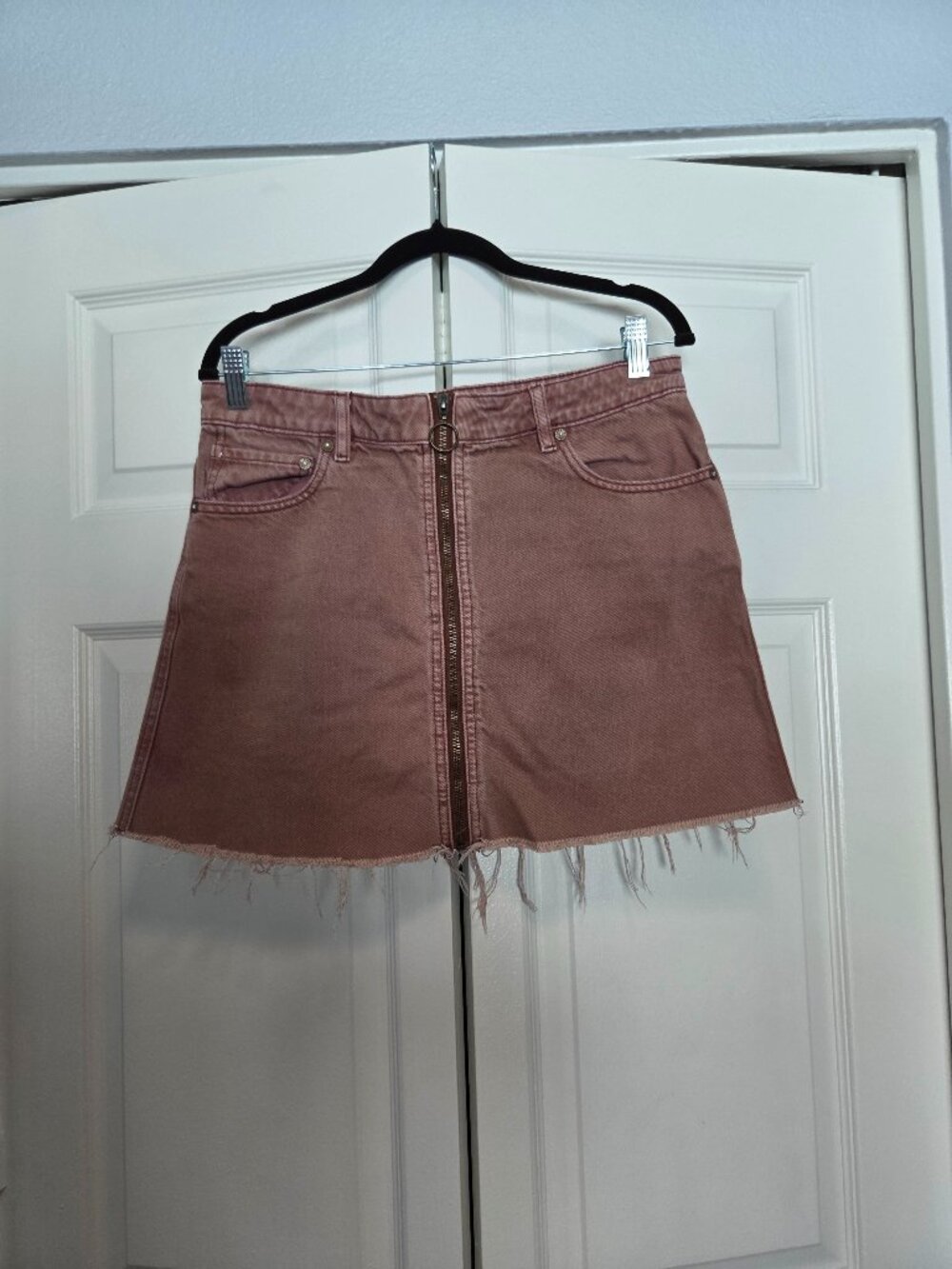 Free People zippered jean skirt sz. 30
